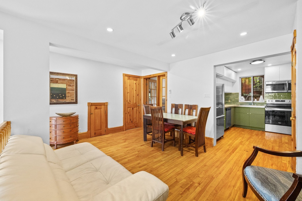1331 Rue Ste-Rose, Montréal