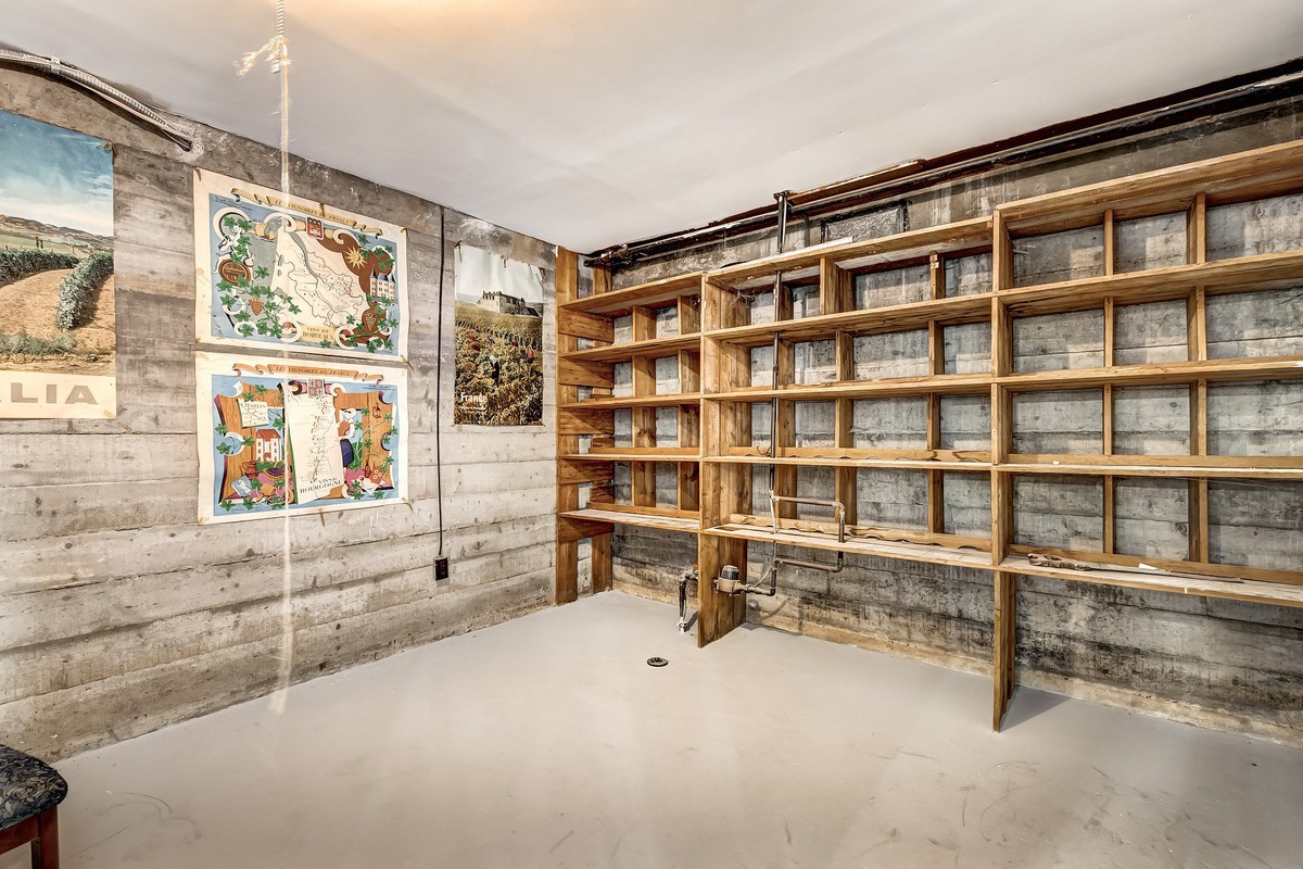 372 Av. Melbourne, Mont-Royal