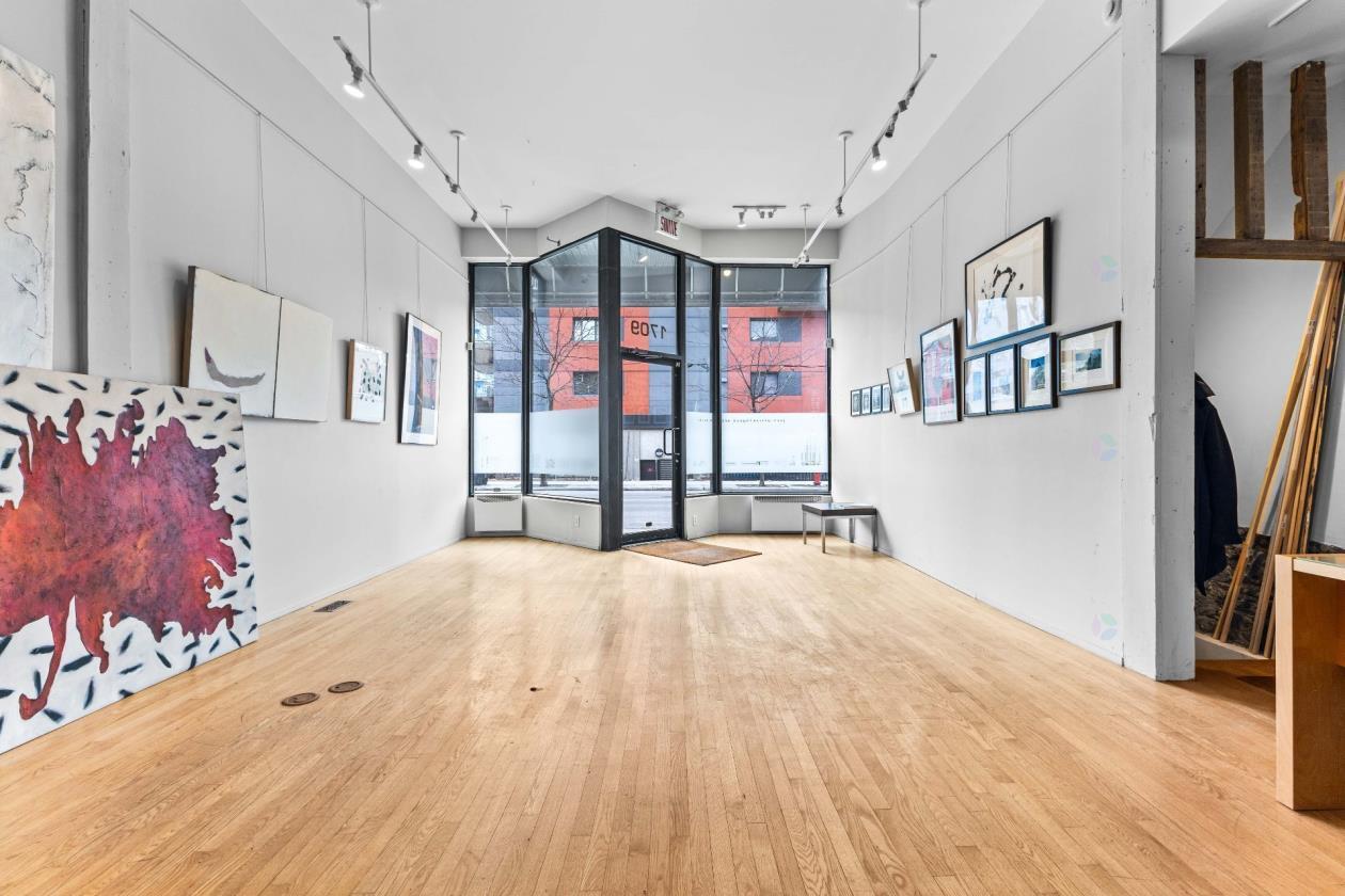 COMMERCIAL - 1709, Rue Atateken, Montréal