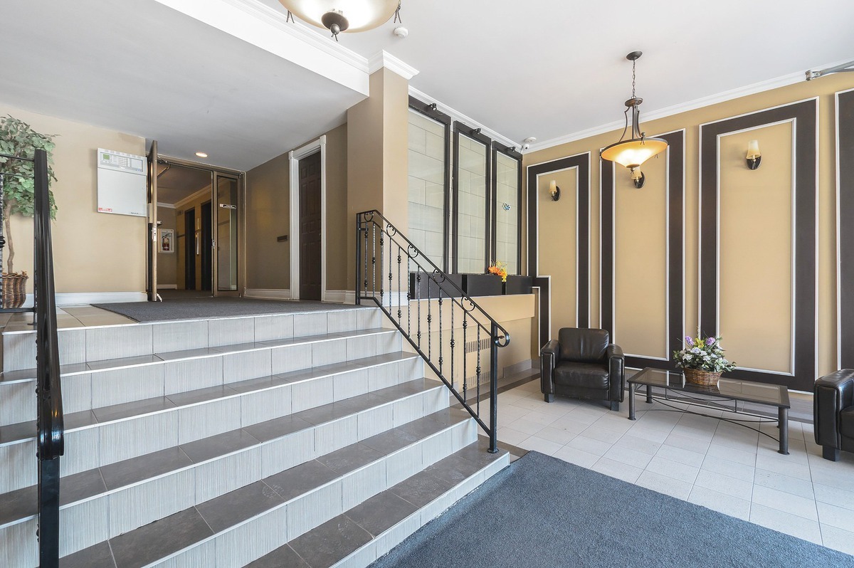 2450 Athlone Road, Apt. 509, Mount Royal (Montreal)