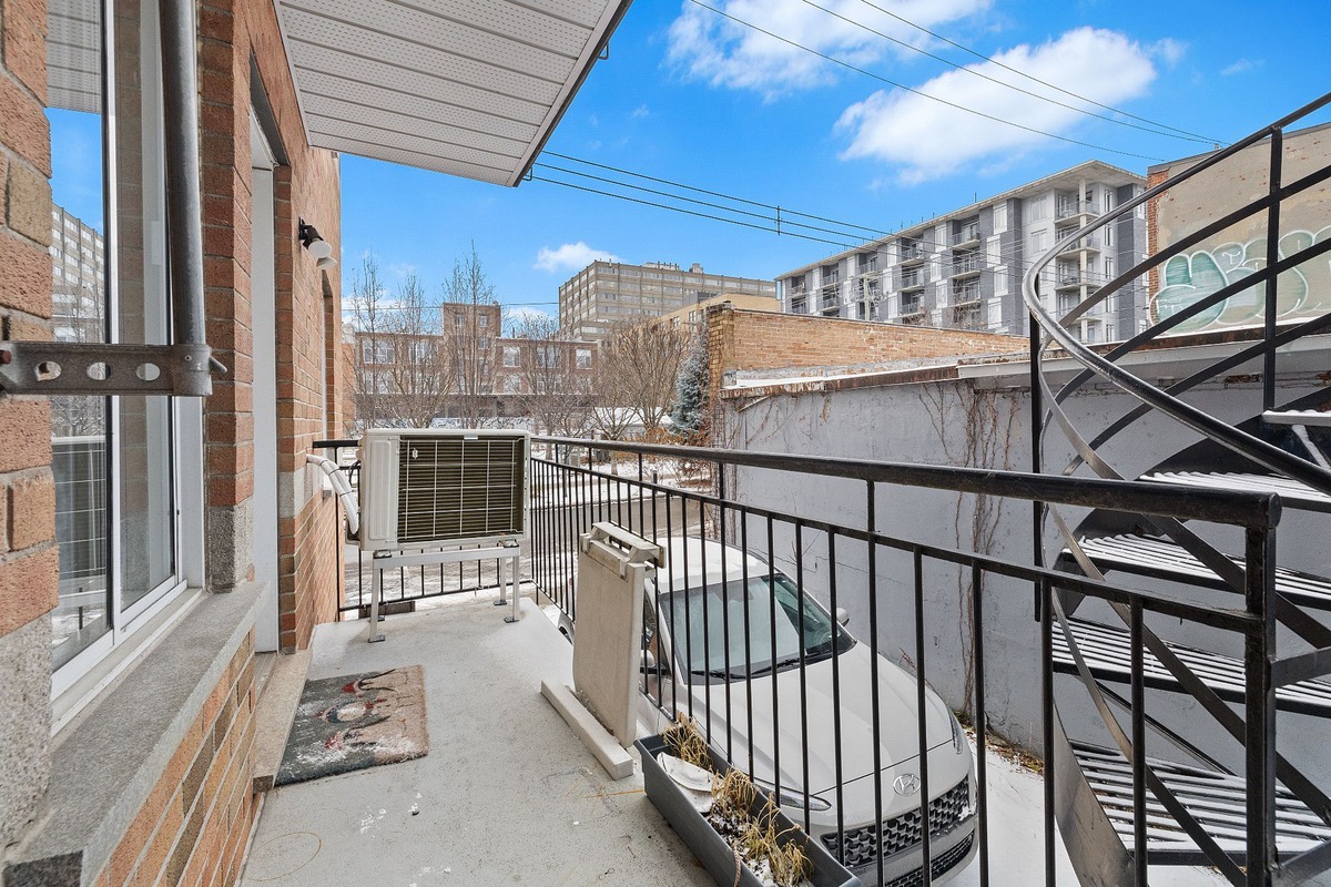 301 Rue Boucher, Montréal