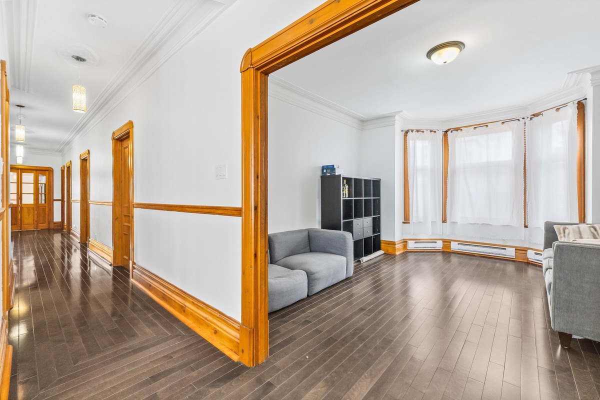 1124 Boul. De Maisonneuve O., Montréal