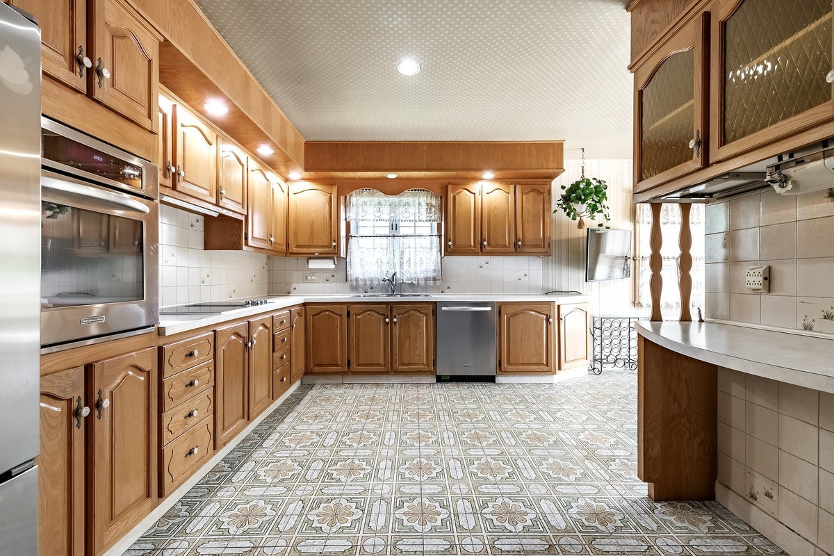 372 Av. Melbourne, Mont-Royal