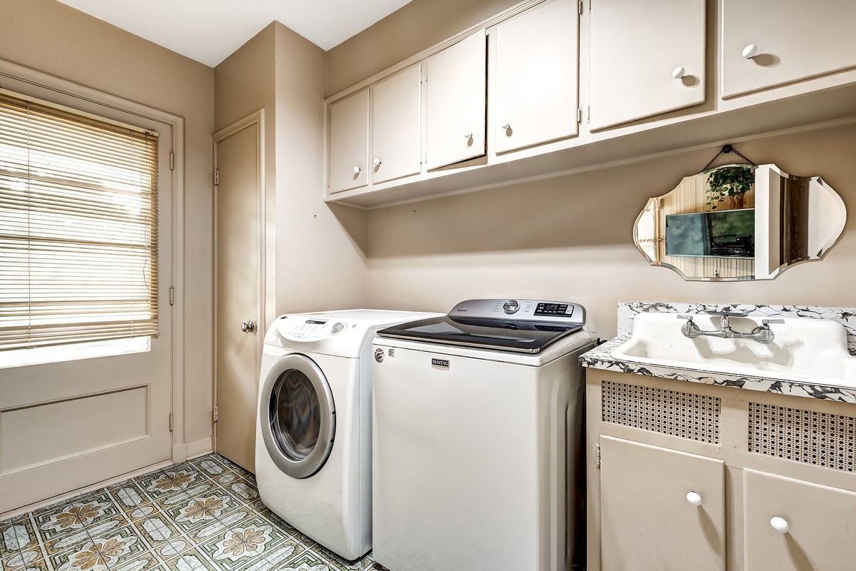 372 Av. Melbourne, Mont-Royal