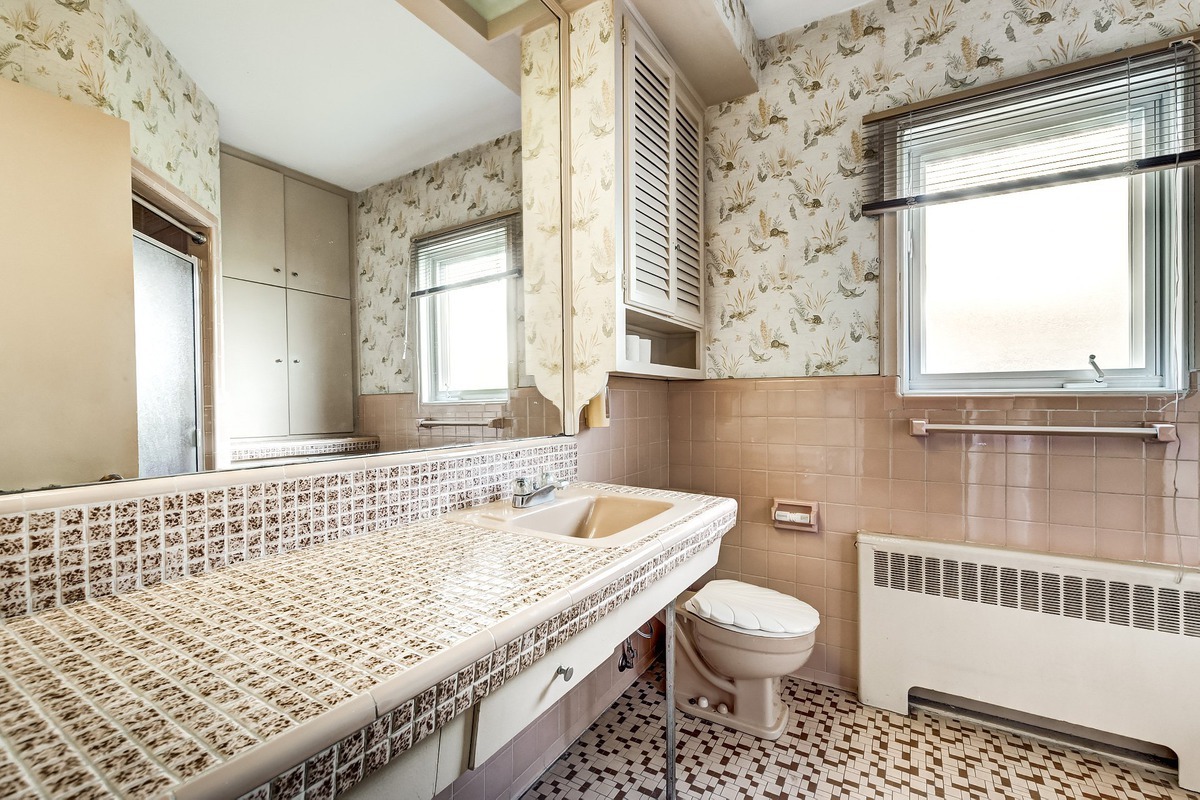 372 Av. Melbourne, Mont-Royal
