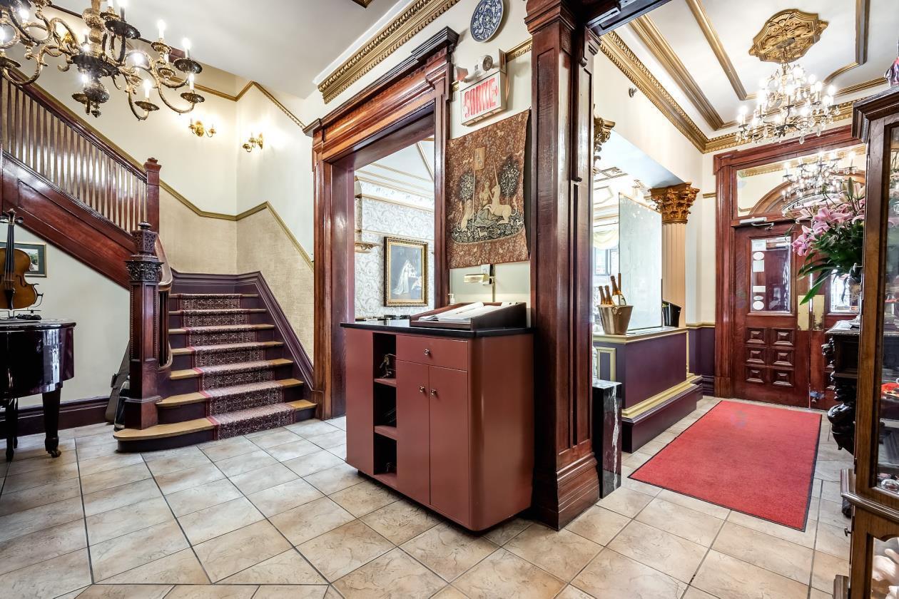 2135 - 2137, Rue Crescent, Montréal